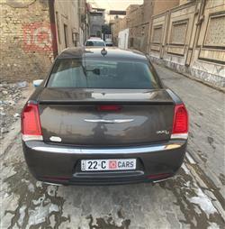 کرایسلەر 300